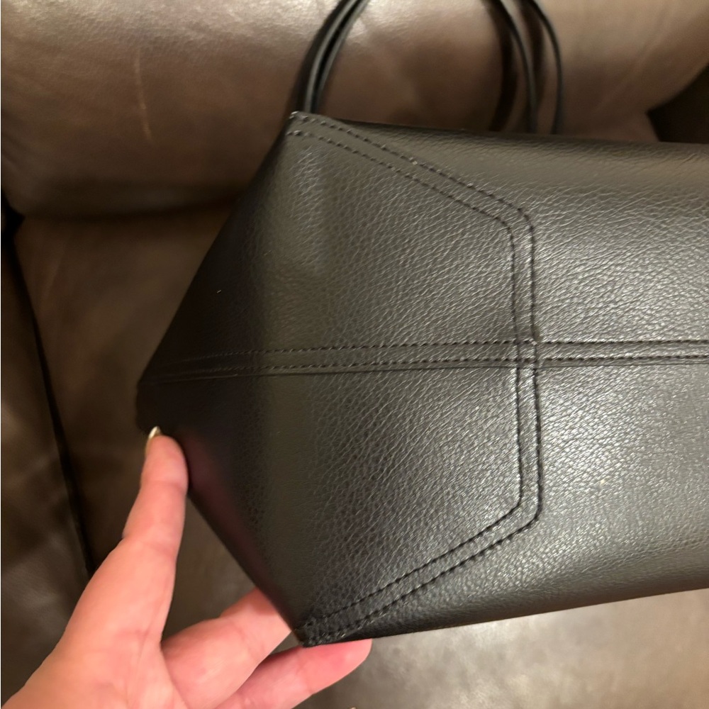 Kate Spade Black Tote - Picture 7 of 7